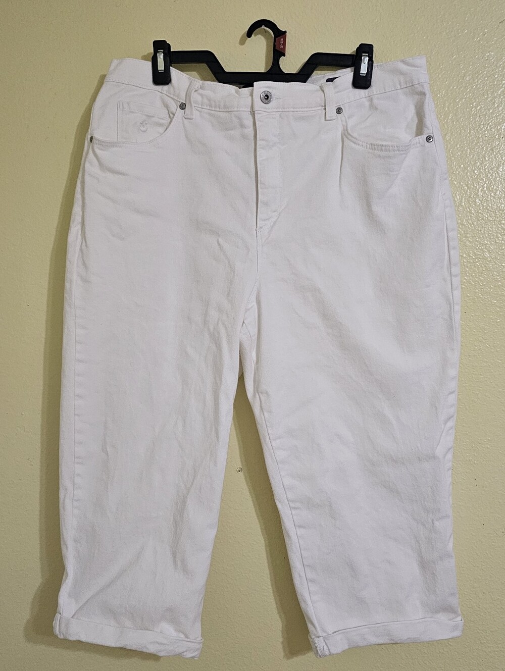 Gloria Vanderbilt White Ankle Crop Jeans